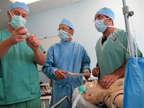 Des anesthésistes et réanimateurs plaident pour une formation continue