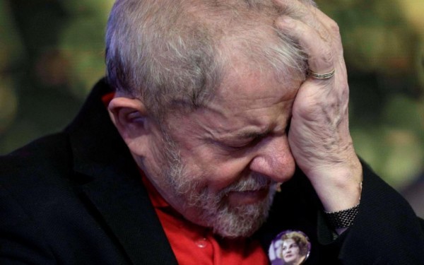 Brésil: le STJ rejette le recours soumis par la défense de l'ex président Lula pour lui éviter la prison