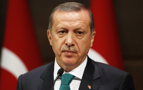 Le président turc Recep Tayyip Erdogan prêtera serment, lundi à Ankara, pour un mandat de cinq ans avec de larges pouvoirs.