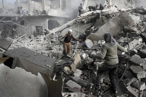 Syrie: Raids aériens visant un fief de la rébellion : 23 civils tués