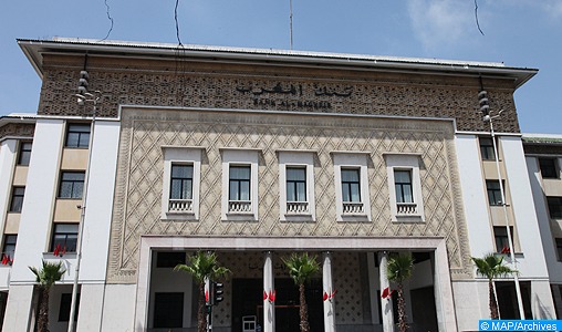 Bank Al-Maghrib signe une convention de gestion déléguée du Service de centralisation des chèques irréguliers