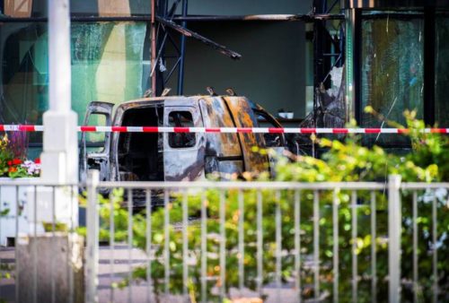 Amsterdam: une camionnette défonce les bureaux d'un grand journal