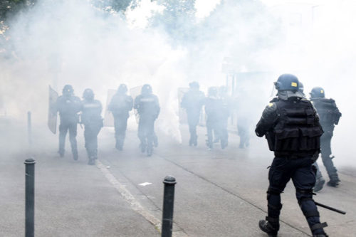 France: nouvelle nuit de violences dans l'ouest, 12 interpellations
