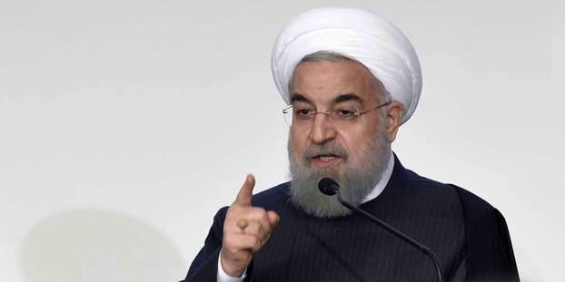 Sanctions: Téhéran dénonce "l'étranglement américain" de son économie