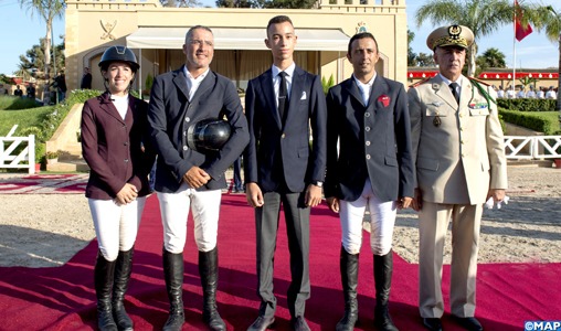 Témara: SAR le Prince Héritier Moulay El Hassan préside la cérémonie de remise du Grand Prix SM le Roi Mohammed VI du Concours de saut d’obstacles