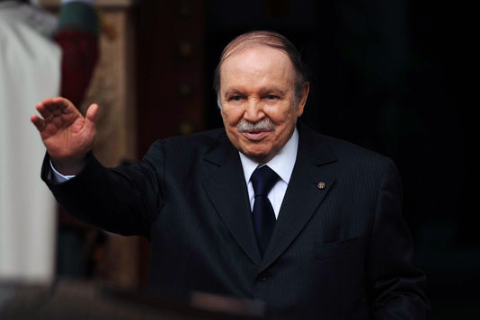 Le président Bouteflika candidat du FLN pour la Présidentielle de 2019