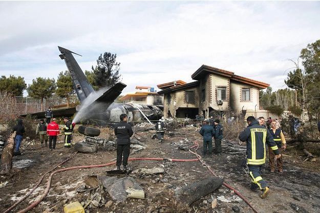 Iran: crash d’un avion cargo avec au moins 16 personnes à bord