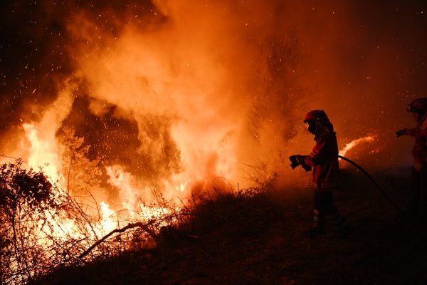Au moins 32 incendies de forêt actifs dans le nord de l’Espagne