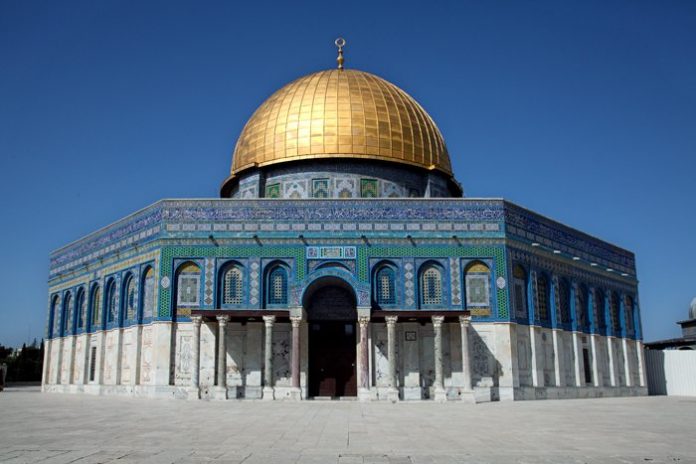 Mosquée mythes et réalités Mosqu%C3%A9e-Al-Aqsa-696x464