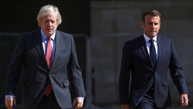 Macron et Johnson