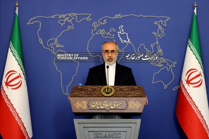 L'Iran accuse la France de "soutenir un mouvement terroriste"