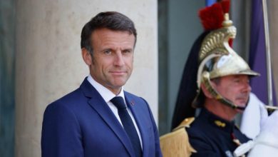 politique de Macron critiquée