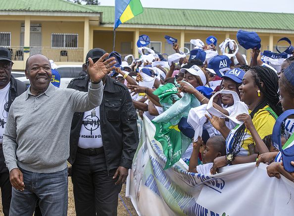 Gabon, Le général Brice Oligui Nguema, qui a pris le pouvoir au Gabon après avoir destitué Ali Bongo, a annoncé mercredi soir que l’ex-président était libre de quitter le pays