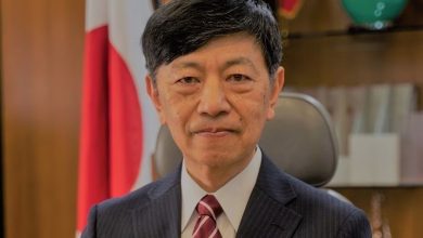 Le diplomate japonais Takashi Shinozuka