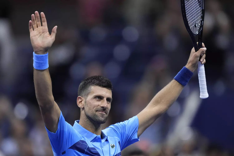 US Open: Djokovic se qualifie facilement pour le deuxième tour