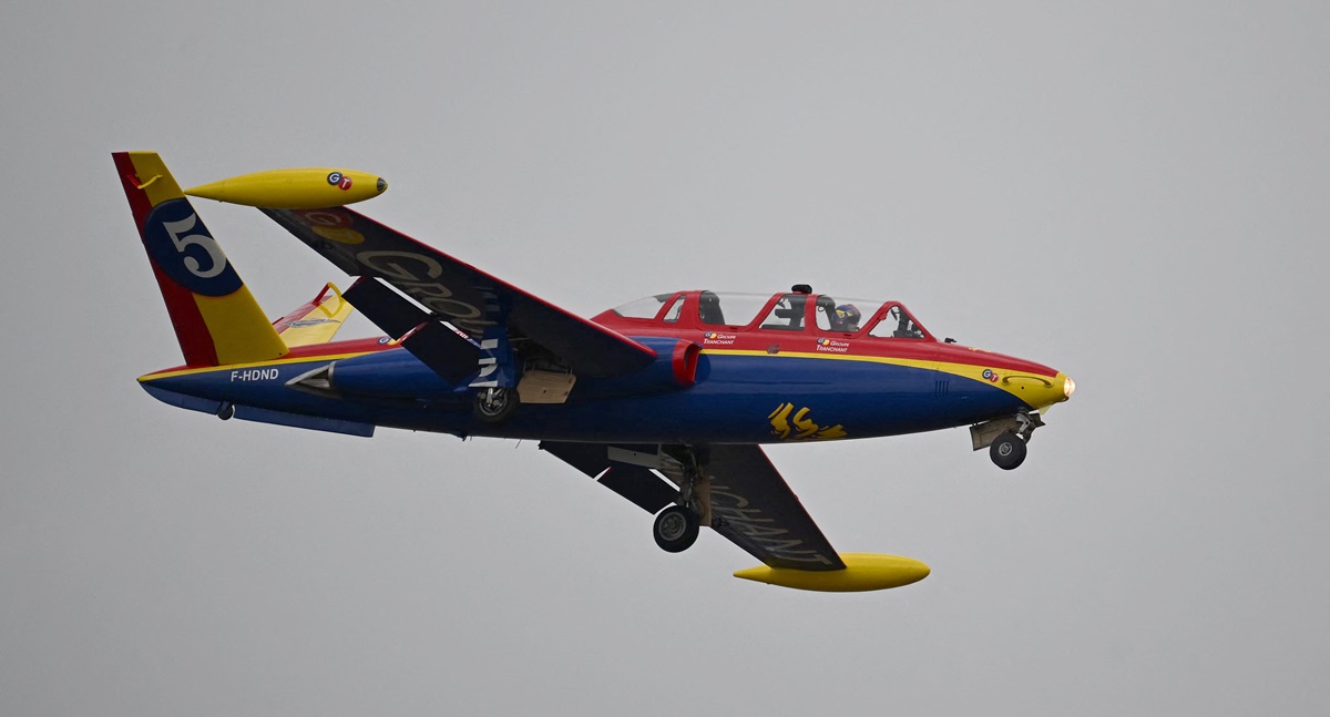 Un avion civil s’abîme en mer lors d’un meeting aérien dans le sud de la France