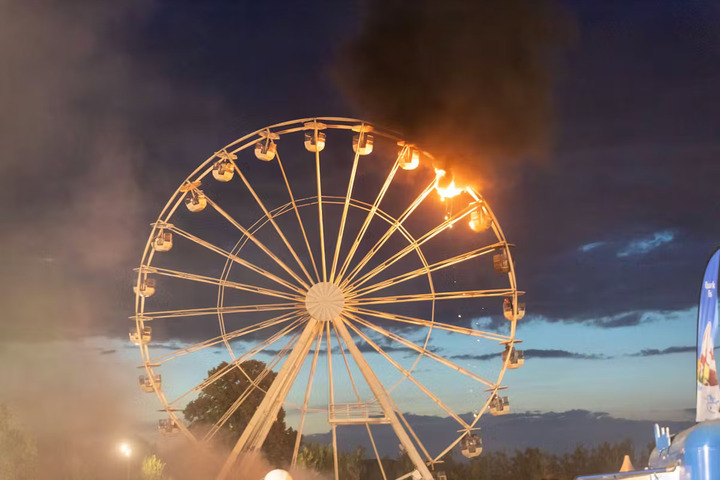 Une vingtaine de blessés dans l’incendie d’une grande roue dans l’est de l’Allemagne