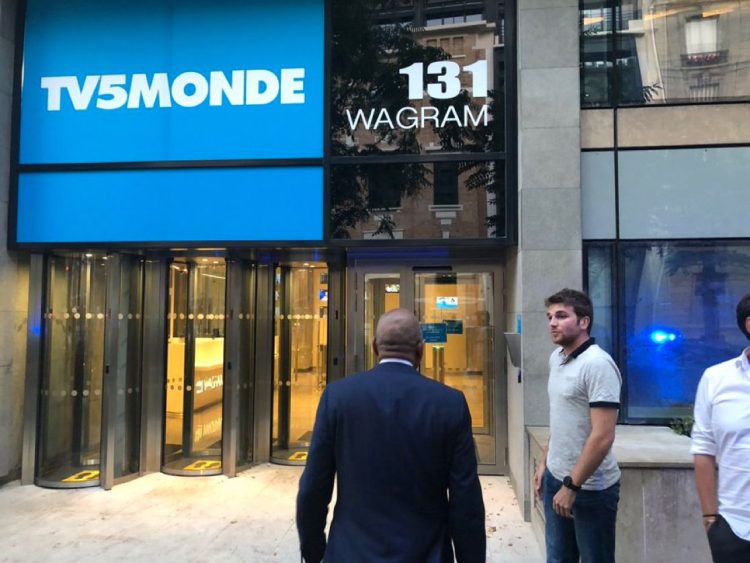 Mali: TV5 Monde suspendue pour 3 mois pour manquements professionnels