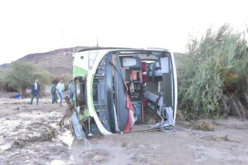 Autocar emporté par les crues à Oued Tata : 10 morts et 7 portés disparus