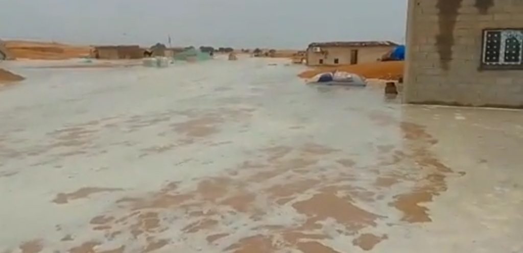 (Images) Inondations à Tindouf : L’assistance de l’Algérie fait défaut