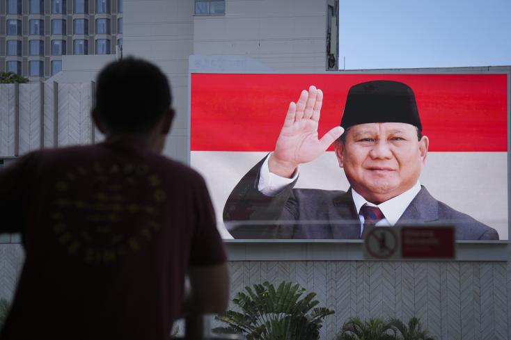 Indonésie: Prabowo Subianto investi président