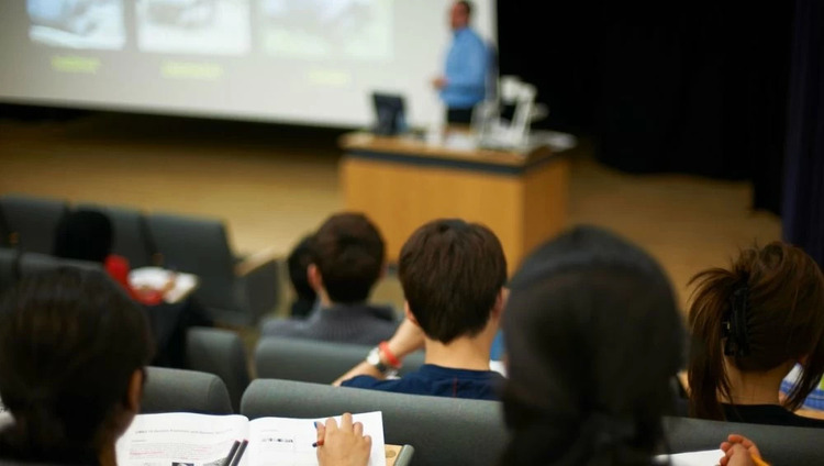 étudiants